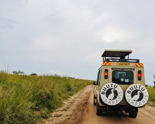 What to Carry image on savannah safaris